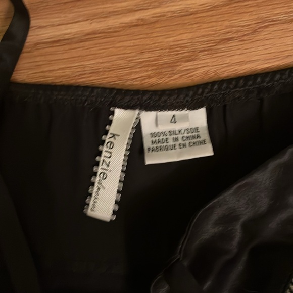 Silk Kenzie Dress - Picture 4 of 4